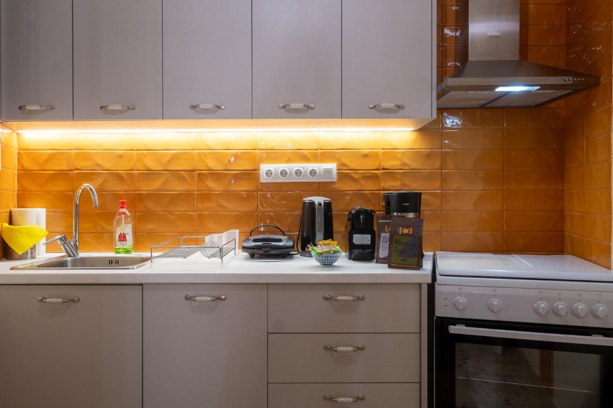 Diana'S Apartment Атина Екстериор снимка